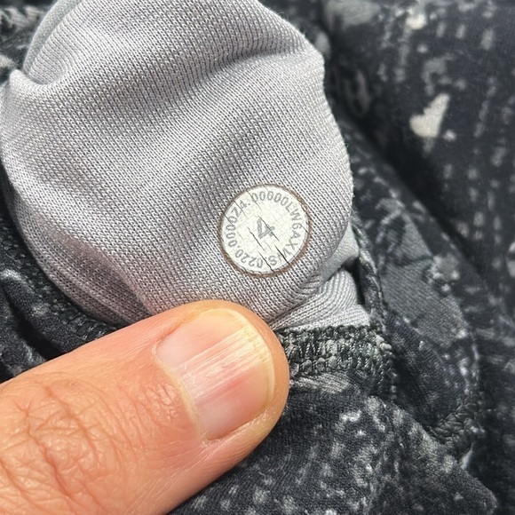 Lululemon Align Crop *21" Equalized Multi - Picture 4 of 5